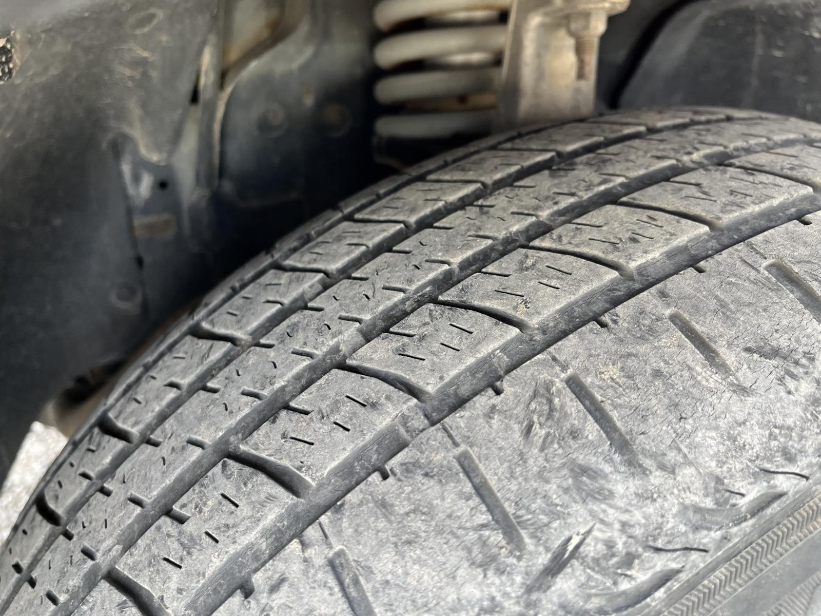 ./imagenes/INVOICE/2019/15272/JEEP COMMANDER 4X4 LIMITED (8).JPG